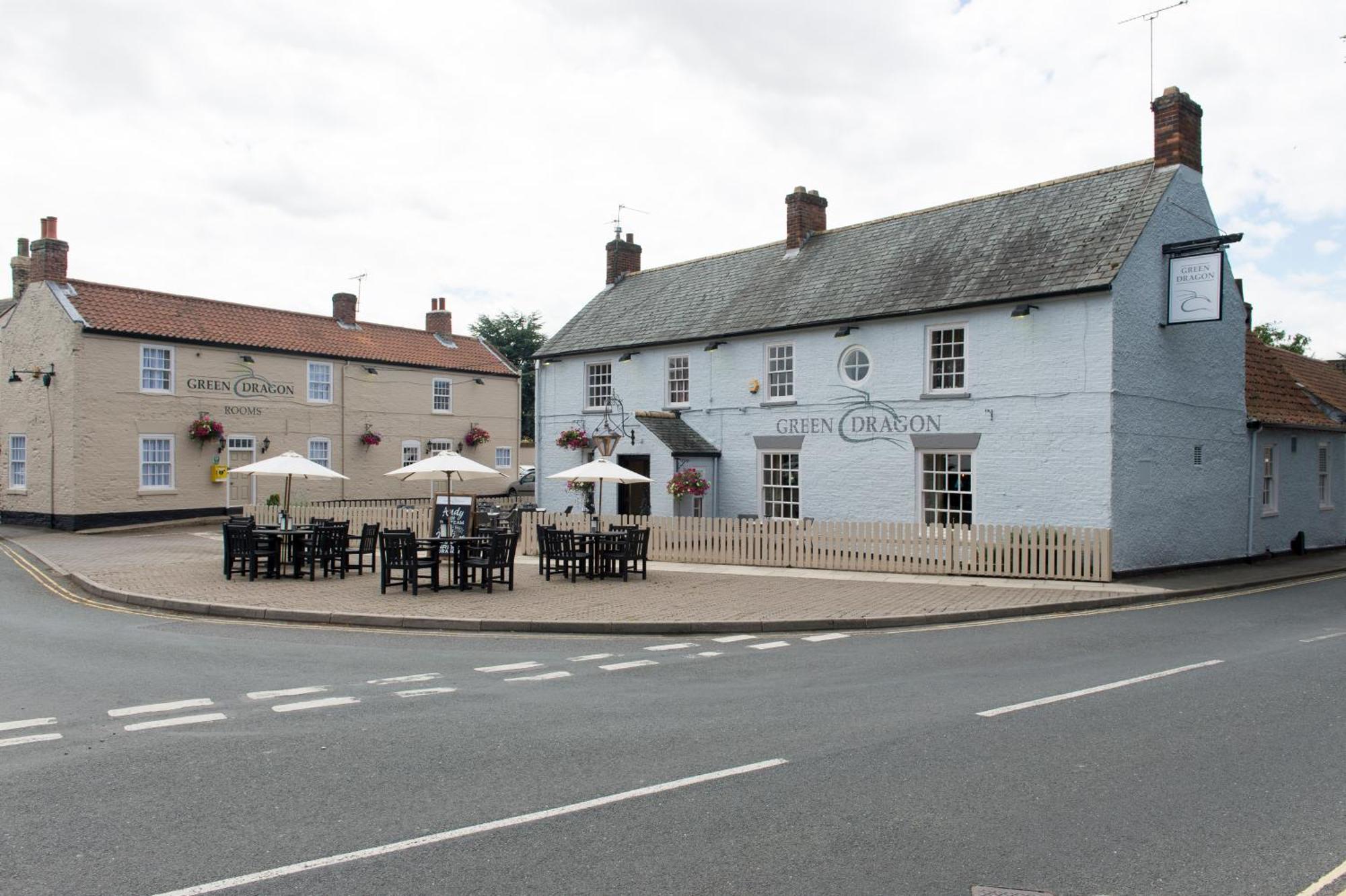 Green Dragon, Welton By Marston'S Inns South Cave Eksteriør bilde